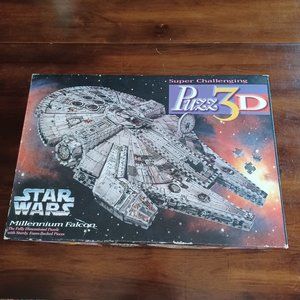 1995 Star Wars Millenium Falcon 3D Puzzle, 857 Pieces, Preowned